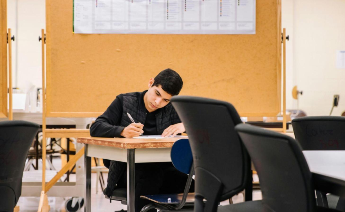 Professional trading setup with multiple monitors displaying Taiwan stock market data and analysis tools